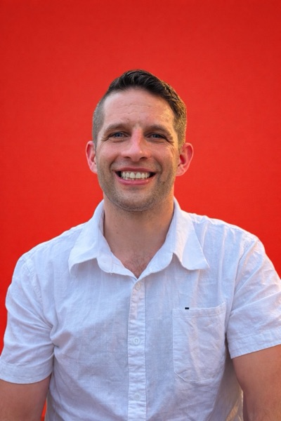 Mark Fowler, Founder